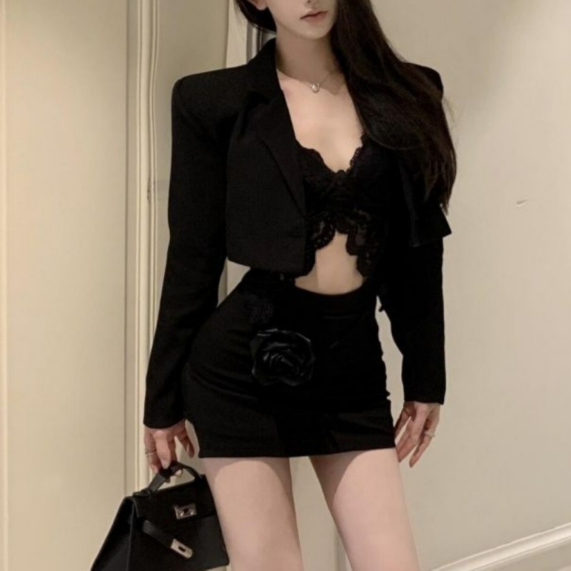 블랙 봄 블레이저 레이스 Bralette 및 미니 스커 - Lace Bralette Set 리뷰 및 가격
